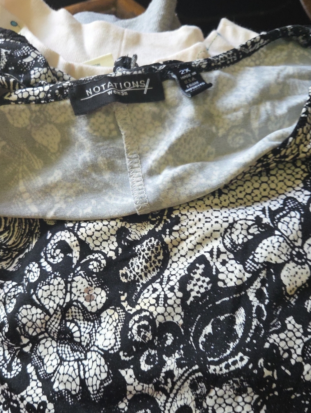 Notations Black and White Lace-Pattern Knit Tank